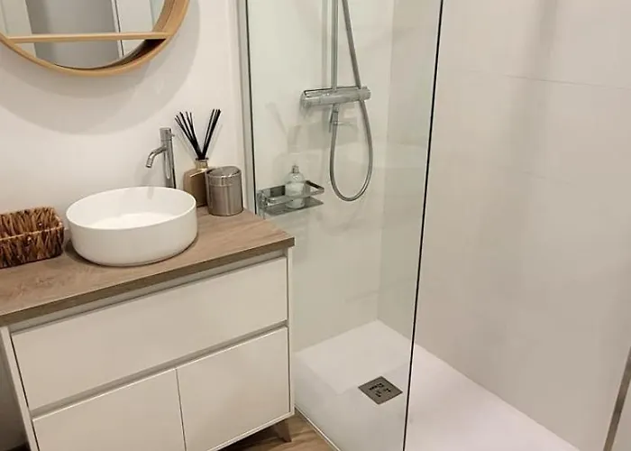 Apartman Bright With Garden And Sea View *